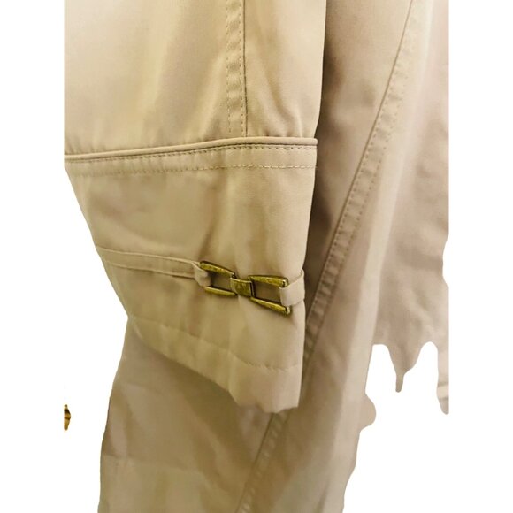 Gallery Womens Beige‎ Trench Coat Size 1X With Button Closure & Adjustable Cuffs - Picture 5 of 6